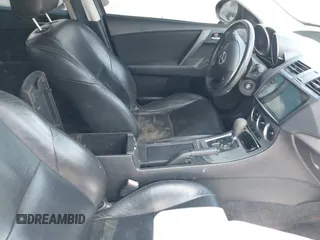 2011 Mazda Mazda3 i Touring with VIN JM1BL1VG5B1414643, listed as a IAAI auction lot 41994177 with 171,739 mi miles. Bid and sale history available at carsss.com. Image 5.
