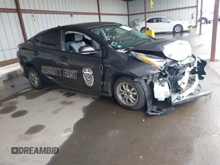 2016 Toyota Prius Two with VIN JTDKBRFU8G3008146, listed as a IAAI auction lot 41920005 with 116,613 mi miles. Bid and sale history available at carsss.com. Image 1.