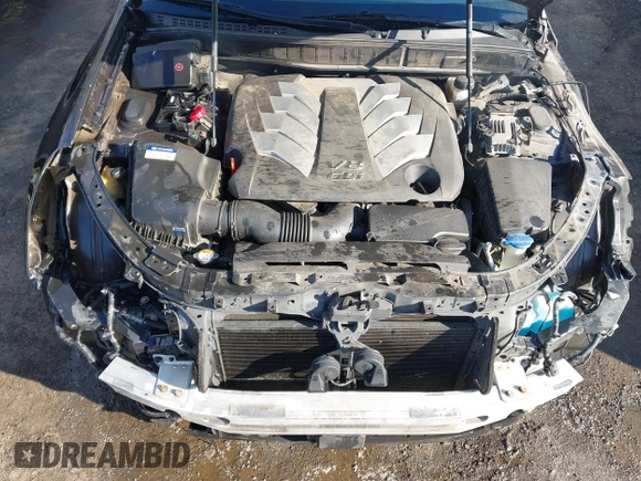 2015 Hyundai Equus Signature with VIN KMHGH4JHXFU095828, listed as a IAAI auction lot 41577881 with 173,663 mi miles and . Bid and sale history available at DreamBid. Image 10.