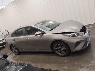 2023 Kia Forte LXS with VIN 3KPF24AD9PE599897, listed as a IAAI auction lot 41966013 with 45,823 mi miles and . Bid and sale history available at DreamBid. Image 14.
