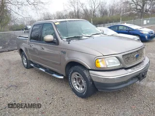2003 Ford F-150 XLT with VIN 1FTRW07673KD34518, listed as a IAAI auction lot 41975405 with 95,775 mi miles. Bid and sale history available at carsss.com. Image 1.