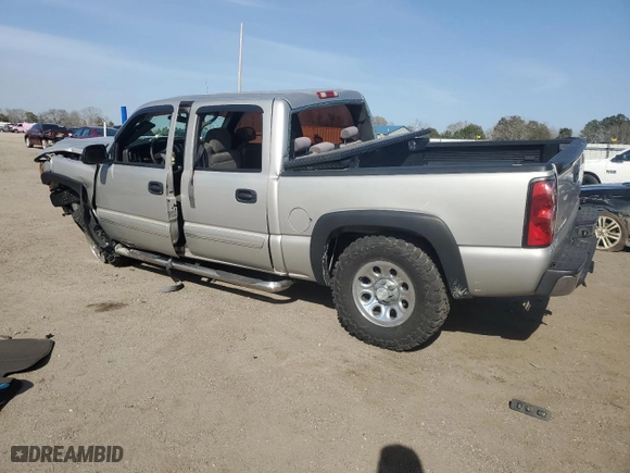 2007 Chevrolet Silverado 1500 Classic LS with VIN 2GCEC13V671171537, listed as a Copart auction lot 48032535 with 88,497 mi miles and Salvage Title. Bid and sale history available at carsss.com. Image 2.