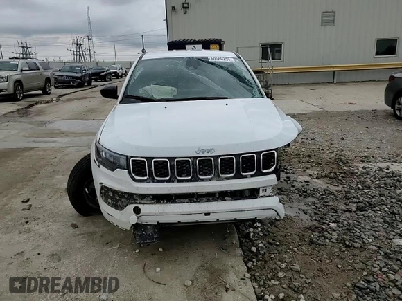 2024 Jeep Compass Sport with VIN 3C4NJDAN2RT114666, listed as a Copart auction lot 60560255 with 28,366 mi miles and Salvage title. Bid and sale history available at DreamBid. Image 15.