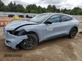 2024 Ford Mustang Mach-E Select z VIN 3FMTK1R4XRMA12763, wystawiony jako Copart lot #62646955 z przebiegiem 6 807 mil mil oraz Szkoda całkowita • Salvage title. Historia ofert i sprzedaży dostępna na DreamBid. Obrazek 1.