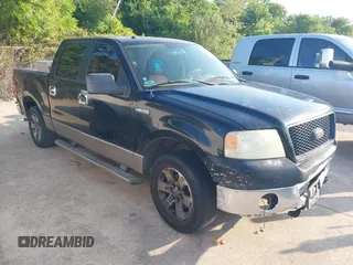 2006 Ford F-150 XLT with VIN 1FTRW12W96FB51809, listed as a IAAI auction lot 42048037 with 360,680 mi miles. Bid and sale history available at carsss.com. Image 1.