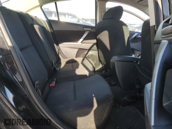 2013 Mazda 3 i Touring z VIN JM1BL1V72D1716359, wystawiony jako Copart lot #86000074 z przebiegiem Nie podano mil oraz Nie do naprawy • Non repairable. Historia ofert i sprzedaży dostępna na DreamBid. Obrazek 10.