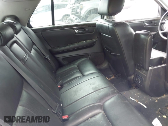 2008 Cadillac DTS 1SA z VIN 1G6KD57Y98U102801, wystawiony jako IAAI lot #42204185 z przebiegiem 152 990 mil mil oraz . Historia ofert i sprzedaży dostępna na DreamBid. Obrazek 8.