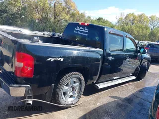 2011 Chevrolet Silverado 1500 LTZ with VIN 3GCPKTE3XBG303427, listed as a IAAI auction lot 40512927 with 211,198 mi miles and . Bid and sale history available at DreamBid. Image 13.