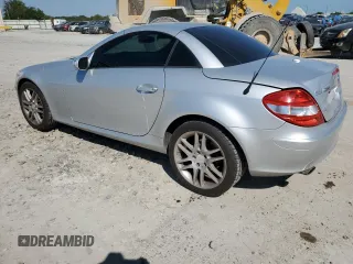 2008 Mercedes-Benz SLK-Class 3.0L with VIN WDBWK54F68F189325, listed as a Copart auction lot 75821874 with 131,326 mi miles and Salvage Title. Bid and sale history available at carsss.com. Image 2.