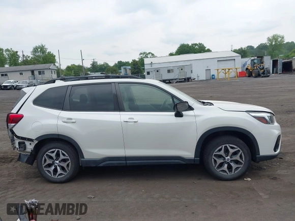 2020 Subaru Forester Premium with VIN JF2SKAJC2LH607154, listed as a IAAI auction lot 42451416 with 27,999 mi miles and . Bid and sale history available at DreamBid. Image 12.
