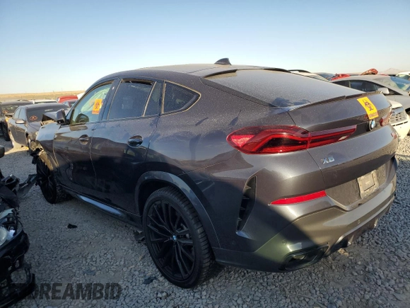 2021 BMW X6 M50i with VIN 5UXCY8C02M9G71110, listed as a Copart auction lot 76124114 with 0 mi miles and Salvage Title. Bid and sale history available at carsss.com. Image 2.