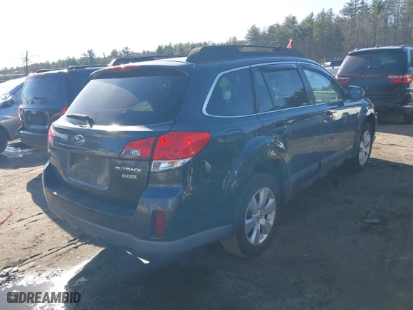 2012 Subaru Outback 2.5i Prem with VIN 4S4BRBCC4C3230624, listed as a IAAI auction lot 41761135 with 189,453 mi miles. Bid and sale history available at carsss.com. Image 4.