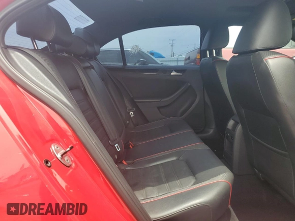 2014 Volkswagen Jetta GLI with VIN 3VW4T7AJ0EM318615, listed as a Copart auction lot 58542385 with 211,879 mi miles and Salvage title. Bid and sale history available at DreamBid. Image 10.