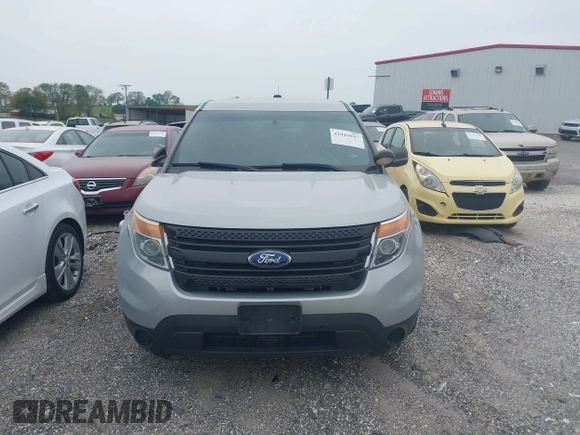 2013 Ford Utility Police Interceptor with VIN 1FM5K8AR1DGC40632, listed as a IAAI auction lot 41944997 with 126,157 mi miles. Bid and sale history available at carsss.com. Image 12.