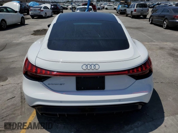 2022 Audi e-tron GT Prestige z VIN WAUEJBFW8N7001600, wystawiony jako Copart lot #60571595 z przebiegiem 26 399 mil mil oraz Szkoda całkowita • Salvage title. Historia ofert i sprzedaży dostępna na DreamBid. Obrazek 6.