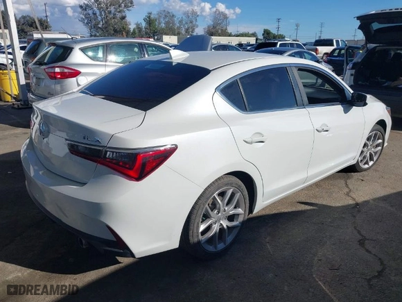 2019 Acura ILX with VIN 19UDE2F39KA013926, listed as a IAAI auction lot 41741979 with 44,737 mi miles. Bid and sale history available at carsss.com. Image 4.