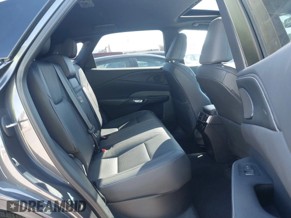 2024 Lexus RX 350 z VIN 2T2BAMBA3RC028022, wystawiony jako IAAI lot #41709161 z przebiegiem 15 945 mil mil oraz . Historia ofert i sprzedaży dostępna na DreamBid. Obrazek 8.