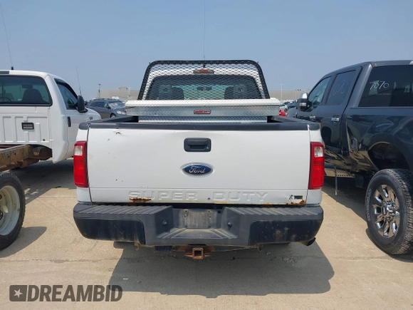 2011 Ford F-250 XL с VIN 1FT7X2B60BEA52497, выставлен на аукционе IAAI как лот 42223000 с пробегом 231 094 миль миль и . История ставок и продаж доступна на DreamBid. Изображение 16.