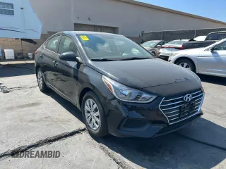 2021 Hyundai Accent SEL z VIN 3KPC24A63ME138453, wystawiony jako Copart lot #58872755 z przebiegiem 67 995 mil mil oraz Czysty tytuł • Clean title. Historia ofert i sprzedaży dostępna na DreamBid. Obrazek 1.