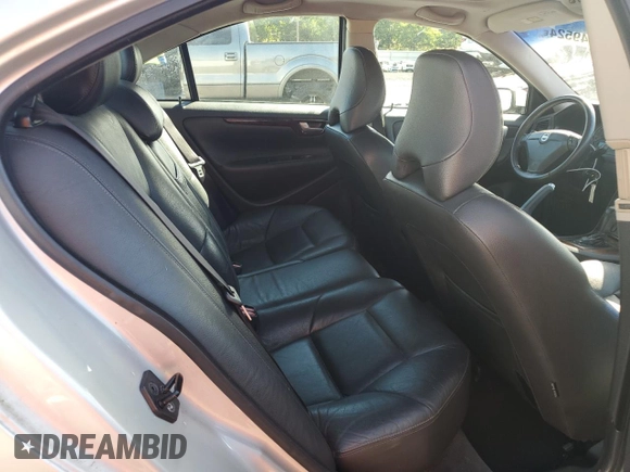 2005 Volvo S60 with VIN YV1RH592X52463612, listed as a Copart auction lot 68049524 with 140,546 mi miles and Salvage Title. Bid and sale history available at carsss.com. Image 11.