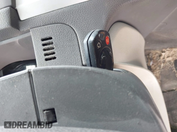 2010 Mercury Milan Premier with VIN 3MEHM0JA4AR647788, listed as a IAAI auction lot 42166118 with 254,223 mi miles and . Bid and sale history available at DreamBid. Image 11.