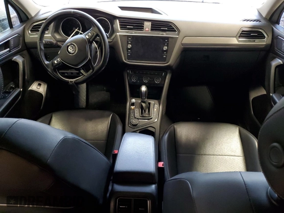 2018 Volkswagen Tiguan SEL z VIN 3VV2B7AX3JM009637, wystawiony jako Copart lot #59373325 z przebiegiem 148 046 mil mil oraz Szkoda całkowita • Salvage title. Historia ofert i sprzedaży dostępna na DreamBid. Obrazek 8.