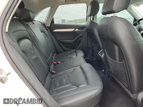 2016 Audi Q3 Premium Plus z VIN WA1EFCFS1GR000474, wystawiony jako Copart lot #59571135 z przebiegiem 122 132 mil mil oraz Czysty tytuł • Clean title. Historia ofert i sprzedaży dostępna na DreamBid. Obrazek 11.