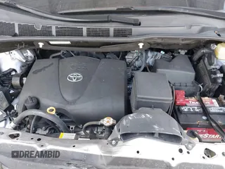2018 Toyota Sienna XLE Auto Access Seat with VIN 5TDYZ3DC4JS941562, listed as a IAAI auction lot 41569858 with 76,439 mi miles. Bid and sale history available at carsss.com. Image 10.