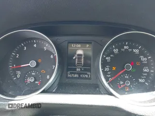 2016 Volkswagen Passat S с VIN 1VWAS7A3XGC008984, выставлен на аукционе IAAI как лот 42578188 с пробегом 167 585 миль миль и . История ставок и продаж доступна на DreamBid. Изображение 7.