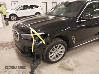 2023 BMW X5 xDrive40i with VIN 5UXCR6C08P9R88991, listed as a IAAI auction lot 41965881 with 33,136 mi miles. Bid and sale history available at carsss.com. Image 6.