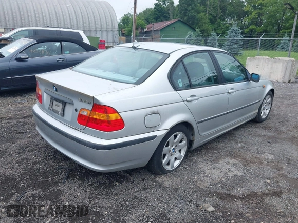 2005 BMW 3 Series 325i z VIN WBAET37495NJ88337, wystawiony jako IAAI lot #42538116 z przebiegiem Nie podano mil oraz . Historia ofert i sprzedaży dostępna na DreamBid. Obrazek 4.