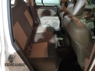 2008 Jeep Patriot Sport with VIN 1J8FT28008D773064, listed as a Copart auction lot 85144074 with 156,951 mi miles and Clean title. Bid and sale history available at DreamBid. Image 11.