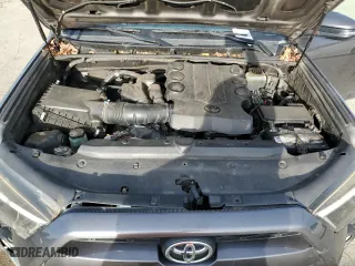 2014 Toyota 4Runner SR5 with VIN JTEZU5JR0E5073560, listed as a Copart auction lot 50196995 with 138,536 mi miles and Salvage Title. Bid and sale history available at carsss.com. Image 12.