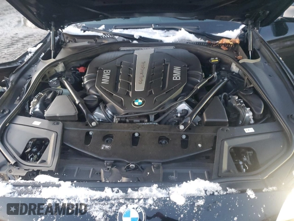 2016 BMW 5 Series 550i xDrive with VIN WBAKP9C52GD981190, listed as a Copart auction lot 85248244 with 90,962 mi miles and Salvage title. Bid and sale history available at DreamBid. Image 11.