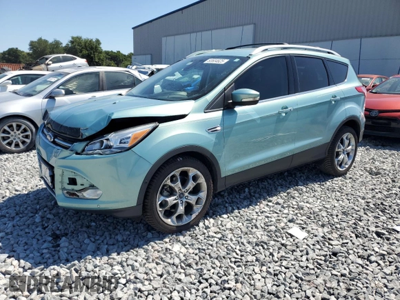 2013 Ford Escape Titanium with VIN 1FMCU0J95DUD15353, listed as a Copart auction lot 53604625 with 49,652 mi miles and Salvage Title. Bid and sale history available at carsss.com. Image 1.