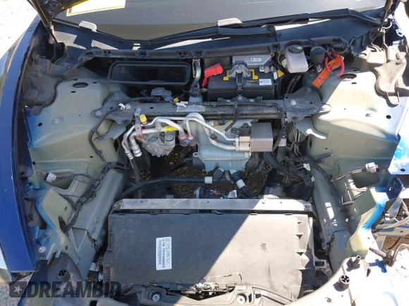 2019 Tesla Model 3 Mid Range with VIN 5YJ3E1EA6KF402308, listed as a IAAI auction lot 40077902 with 89,794 mi miles and . Bid and sale history available at carsss.com. Image 10.