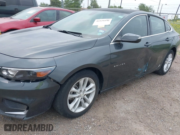 2018 Chevrolet Malibu LT z VIN 1G1ZD5ST4JF134775, wystawiony jako IAAI lot #42329196 z przebiegiem 92 527 mil mil oraz . Historia ofert i sprzedaży dostępna na DreamBid. Obrazek 18.
