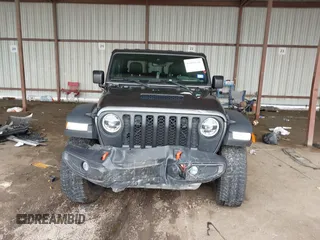 2022 Jeep Gladiator Mojave z VIN 1C6JJTEG8NL182360, wystawiony jako IAAI lot #42194516 z przebiegiem 67 658 mil mil oraz . Historia ofert i sprzedaży dostępna na DreamBid. Obrazek 12.