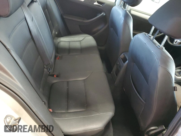 2011 Volkswagen Jetta SEL z VIN 3VWLZ7AJ5BM332905, wystawiony jako Copart lot #61913255 z przebiegiem Nie podano mil oraz Czysty tytuł • Clean title. Historia ofert i sprzedaży dostępna na DreamBid. Obrazek 10.