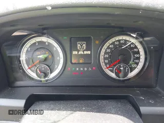 2017 Ram 1500 Express z VIN 3C6RR6KTXHG783074, wystawiony jako IAAI lot #42139881 z przebiegiem 158 633 mil mil oraz . Historia ofert i sprzedaży dostępna na DreamBid. Obrazek 7.