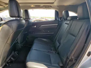 2019 Toyota Highlander Limited с VIN 5TDDZRFH7KS976527, выставлен на аукционе Copart как лот 52590495 с пробегом 31 968 миль миль и Списание • Salvage title. История ставок и продаж доступна на DreamBid. Изображение 11.