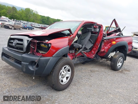 2005 Toyota Tacoma z VIN 5TEUU42N05Z130535, wystawiony jako IAAI lot #42220806 z przebiegiem 141 370 mil mil oraz . Historia ofert i sprzedaży dostępna na DreamBid. Obrazek 6.