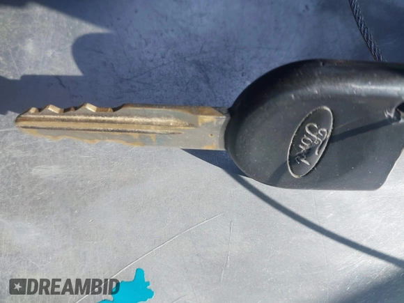 2006 Ford F-150 XLT с VIN 1FTPX14526FB08065, выставлен на аукционе IAAI как лот 42410587 с пробегом 210 000 миль миль и . История ставок и продаж доступна на DreamBid. Изображение 11.