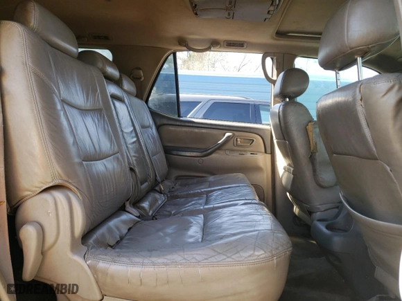 2004 Toyota Sequoia SR5 with VIN 5TDZT34A74S222489, listed as a Copart auction lot 49856345 with 215,728 mi miles and Clean Title. Bid and sale history available at carsss.com. Image 11.