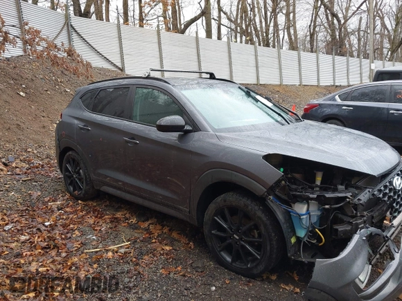 2019 Hyundai Tucson Ultimate with VIN KM8J3CAL0KU020133, listed as a IAAI auction lot 41856333 with 93,772 mi miles. Bid and sale history available at carsss.com. Image 14.