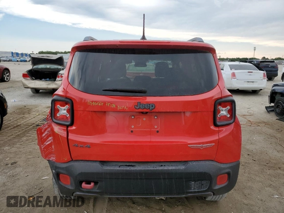 2015 Jeep Renegade Trailhawk z VIN ZACCJBCT4FPC44359, wystawiony jako Copart lot #59041645 z przebiegiem 141 318 mil mil oraz Nie do naprawy • Non repairable. Historia ofert i sprzedaży dostępna na DreamBid. Obrazek 6.