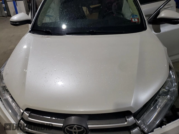 2018 Toyota Highlander SE with VIN 5TDJZRFH3JS525869, listed as a Copart auction lot 50181655 with Not provided miles and Salvage title. Bid and sale history available at DreamBid. Image 12.