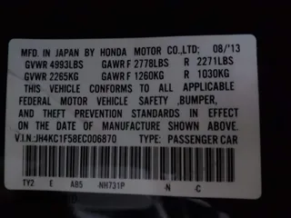 2014 Acura RLX Tech Pkg with VIN JH4KC1F58EC006870, listed as a IAAI auction lot 41142410 with 176,847 mi miles. Bid and sale history available at carsss.com. Image 9.