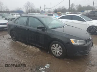 2011 Volkswagen Jetta Sedan S with VIN 3VW1K7AJ6BM334061, listed as a Copart auction lot 44148985 with 212,151 mi miles and Salvage Title. Bid and sale history available at carsss.com. Image 4.
