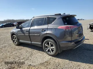2018 Toyota RAV4 XLE with VIN JTMWFREV0JJ190508, listed as a Copart auction lot 49637125 with 120,768 mi miles and Salvage Title. Bid and sale history available at carsss.com. Image 2.